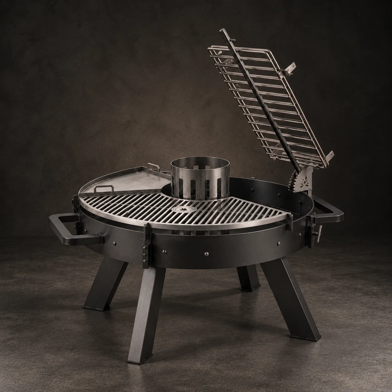 The Petit Ram 80 grill, on dark stone